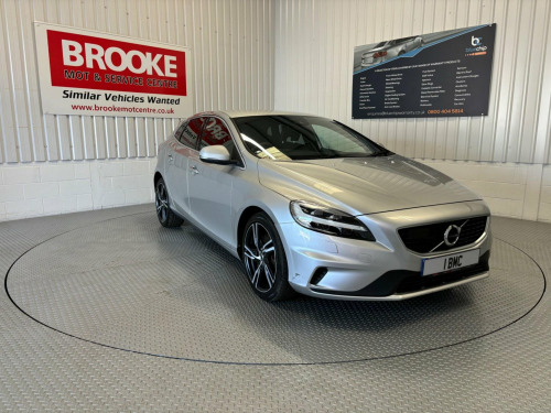 Volvo V40  2.0 D4 R-Design Pro Auto Euro 6 (s/s) 5dr