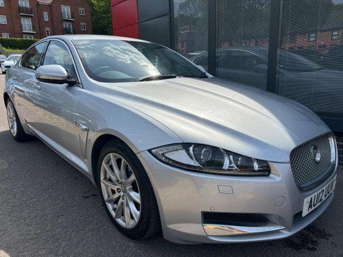 Jaguar XF  2.2d Luxury Auto Euro 5 (s/s) 4dr