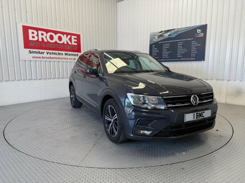 Volkswagen Tiguan  2.0 TDI SE Navigation Euro 6 (s/s) 5dr