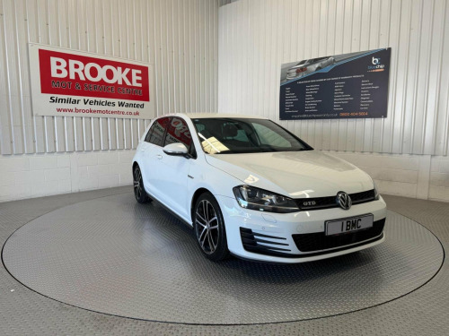 Volkswagen Golf  2.0 TDI BlueMotion Tech GTD Euro 6 (s/s) 5dr