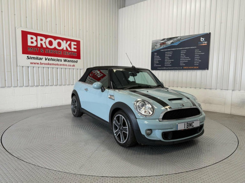 MINI Convertible  2.0 Cooper SD Euro 5 (s/s) 2dr