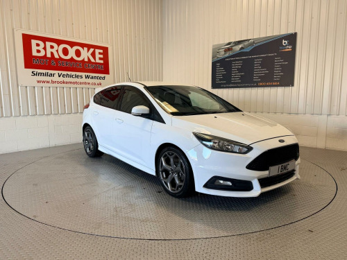 Ford Focus  2.0 TDCi ST-2 Euro 6 (s/s) 5dr