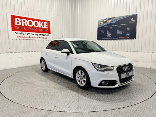 Audi A1  1.4 TFSI CoD Sport Sportback S Tronic Euro 5 (s/s) 5dr 