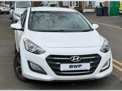 Hyundai i30  1.6 CRDi Blue Drive SE Nav DCT Euro 6 (s/s) 5dr