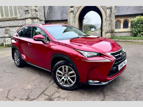 Lexus NX 300h  2.5 300h Luxury E-CVT 4WD Euro 6 (s/s) 5dr