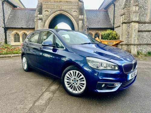 BMW 2 Series  2.0 220i Luxury Auto Euro 6 (s/s) 5dr