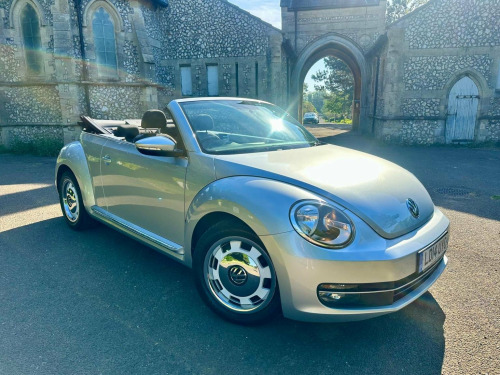 Volkswagen Beetle  1.6 TDI BlueMotion Tech Design Cabriolet DSG Euro 5 (s/s) 2dr