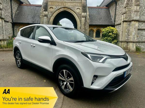 Toyota RAV4  2.0 D-4D Business Edition Euro 6 (s/s) 5dr (Safety Sense, Nav)