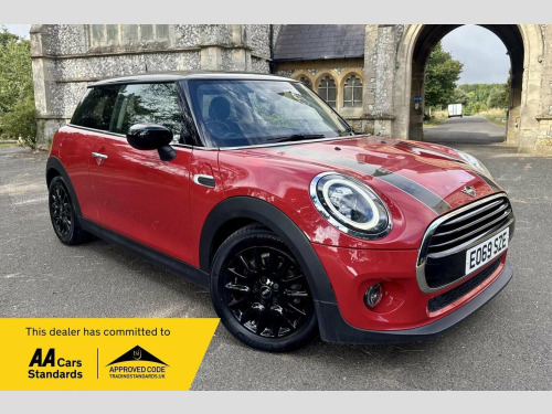MINI Hatch  1.5 Cooper Classic Steptronic Euro 6 (s/s) 3dr 