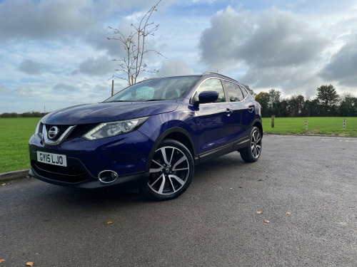 Nissan Qashqai  1.5 dCi Tekna 2WD Euro 5 (s/s) 5dr