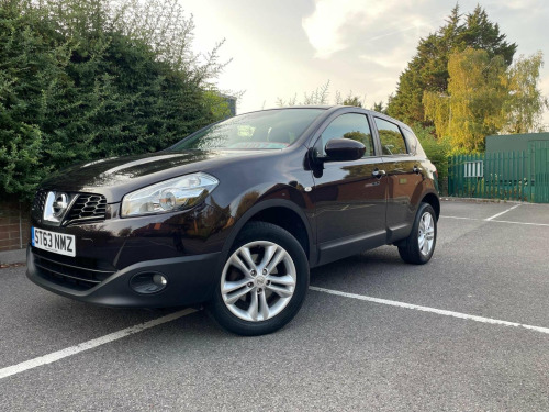 Nissan Qashqai  1.6 Acenta 2WD Euro 5 (s/s) 5dr