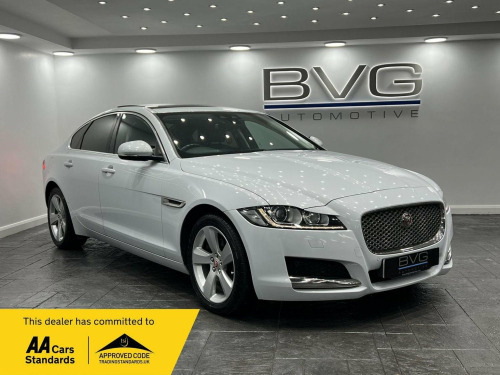 Jaguar XF  2.0d Portfolio Auto AWD Euro 6 (s/s) 4dr