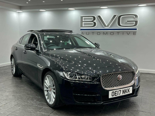 Jaguar XE  2.0d Portfolio Auto AWD Euro 6 (s/s) 4dr