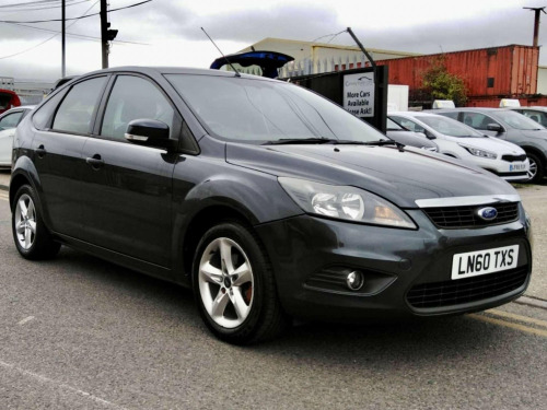 Ford Focus  1.6 Zetec 5dr