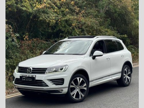 Volkswagen Touareg  3.0 TDI V6 BlueMotion Tech R-Line Tiptronic 4WD Euro 6 (s/s) 5dr