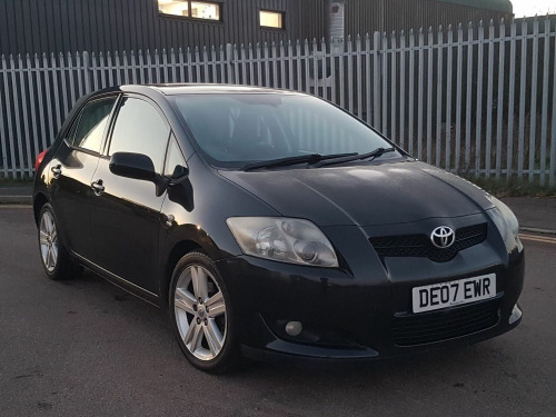 Toyota Auris  2.2 D-4D T180 5dr