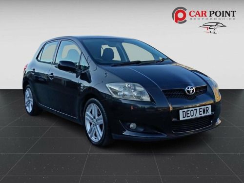 Toyota Auris  2.2 D-4D T180 5dr