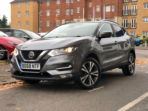 Nissan Qashqai  1.3 DIG-T N-Connecta Euro 6 (s/s) 5dr