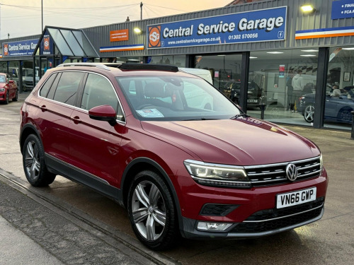 Volkswagen Tiguan  2.0 TDI BlueMotion Tech SEL Euro 6 (s/s) 5dr