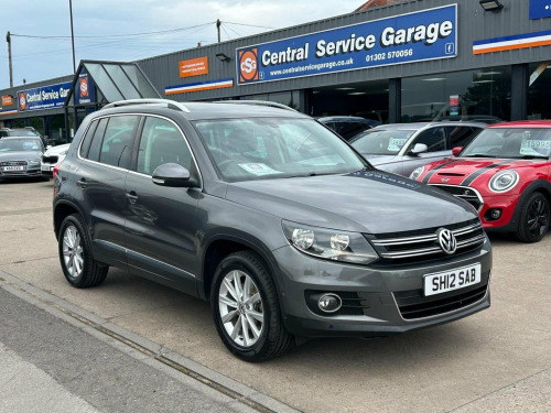 Volkswagen Tiguan  2.0 TDI BlueMotion Tech SE DSG 4WD Euro 5 (s/s) 5dr