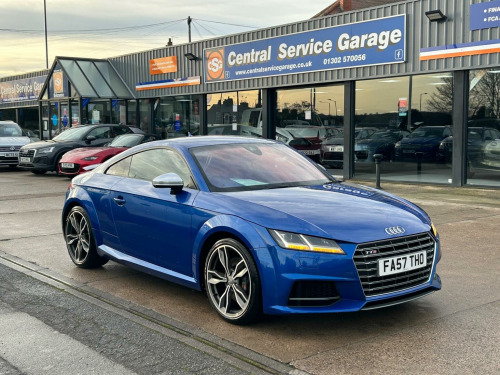Audi TTS  2.0 TFSI S Tronic quattro Euro 6 (s/s) 3dr 