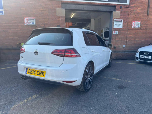 Volkswagen Golf  2.0 TDI BlueMotion Tech GTD DSG Euro 6 (s/s) 5dr