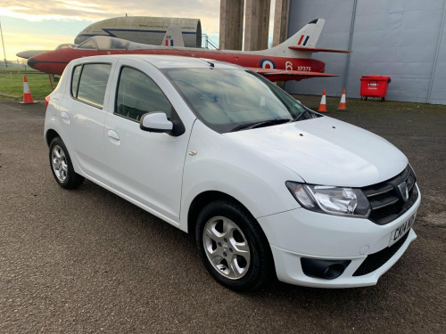 Dacia Sandero  1.2 Laureate Euro 5 5dr