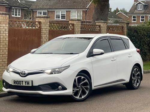 Toyota Auris  1.2 VVT-i Design Euro 6 (s/s) 5dr 