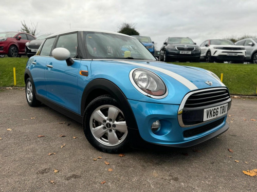 MINI Hatch  1.5 Cooper Euro 6 (s/s) 5dr