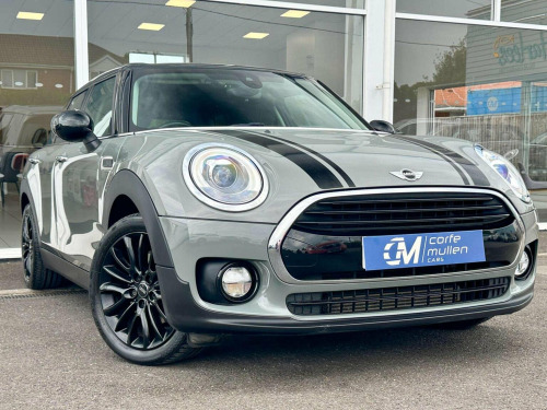 MINI Clubman  1.5 Cooper (Black Pack) Auto Euro 6 (s/s) 6dr