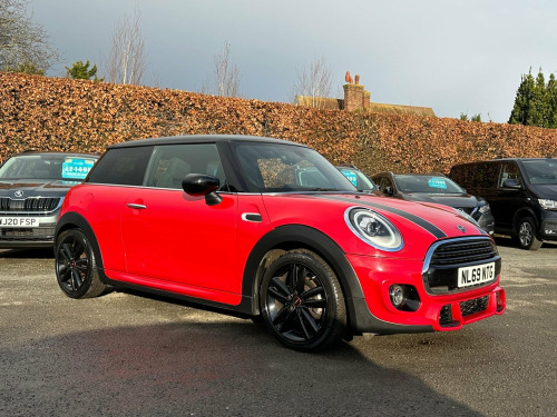 MINI Hatch  1.5 Cooper Sport Euro 6 (s/s) 3dr