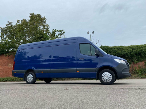 Mercedes-Benz Sprinter  2.0 317 CDI Progressive RWD L3 H2 Euro 6 (s/s) 5dr