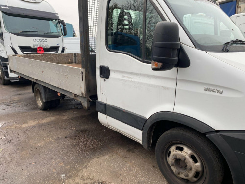 Iveco Daily  2.3 TD 35C13 L3 2dr