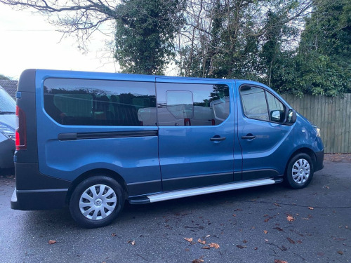 Renault Trafic  2.0 dCi ENERGY 30 Business LWB Euro 6 (s/s) 5dr (9 Seat) 