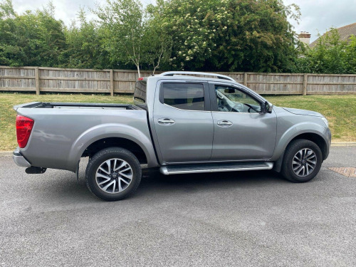 Nissan Navara  2.3 dCi Tekna Auto 4WD Euro 5 4dr