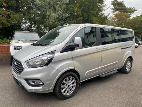 Ford Tourneo Custom  2.0 310 EcoBlue Titanium L2 Euro 6 (s/s) 5dr
