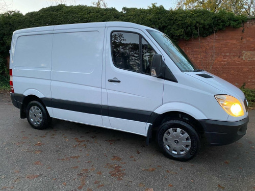 Mercedes-Benz Sprinter  2.1 211 CDi RWD L1 5dr 