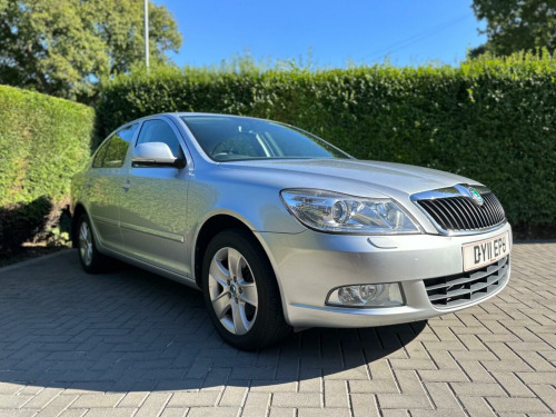 Skoda Octavia  2.0 TDI Elegance Euro 5 5dr