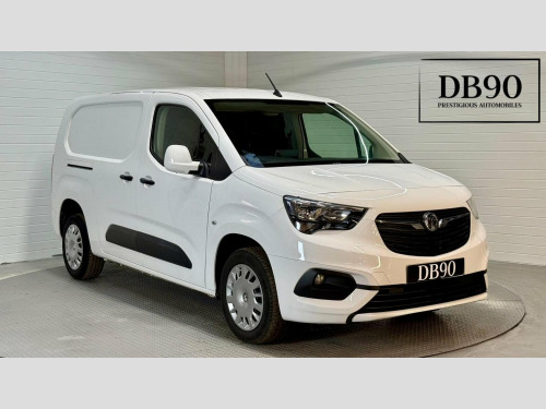 Vauxhall Combo  1.5 Turbo D 2300 Sportive L2 H1 Euro 6 4dr