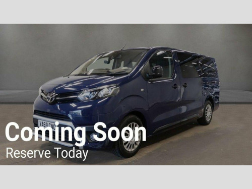 Toyota PROACE Verso  2.0D Shuttle MPV  LWB (9 Seat) (150 ps)