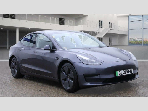 Tesla Model 3  Standard Range Plus Auto RWD 4dr