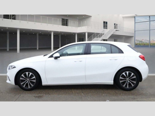 Mercedes-Benz A-Class  2.0 A180d SE Euro 6 (s/s) 5dr 