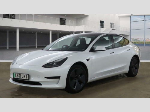 Tesla Model 3  Standard Range Plus Auto RWD 4dr 