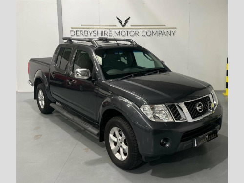 Nissan Navara  2.5 dCi Tekna Auto 4WD Euro 5 4dr