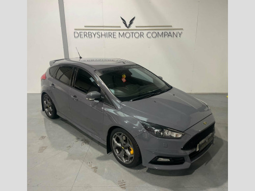 Ford Focus  2.0T EcoBoost ST-3 Euro 6 (s/s) 5dr