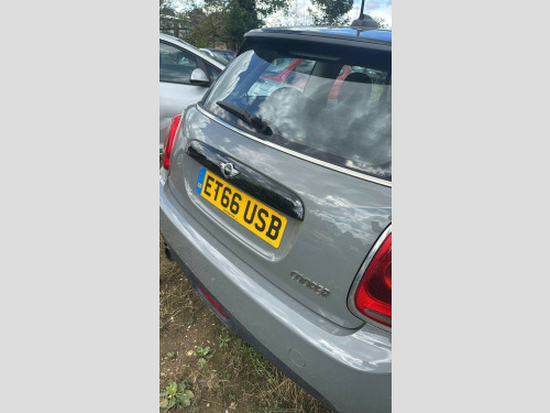 MINI Hatch  1.5 Cooper Euro 6 (s/s) 3dr