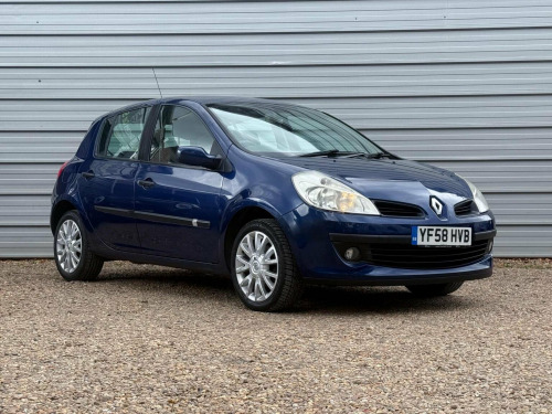 Renault Clio  1.2 16v Dynamique 5dr