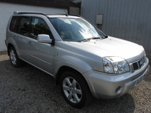 Nissan X-Trail  2.2 dCi 136 Columbia 5dr ## 1 OWNER FROM NEW - FSH ##