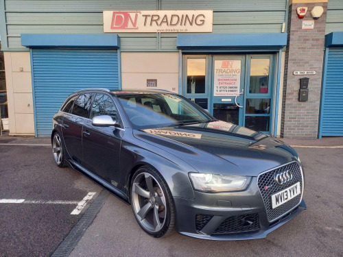 Audi RS4 Saloon  4.2 FSI V8 S Tronic quattro Euro 5 5dr