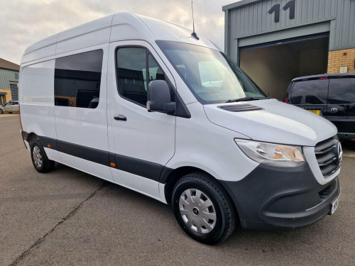 Mercedes-Benz Sprinter  314 CDi AUTO MWB 6seat COMBI Crew van